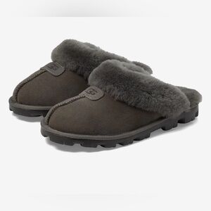 UGG Coquette Genuine Shearling Lined Slipper clogs size 7 grey